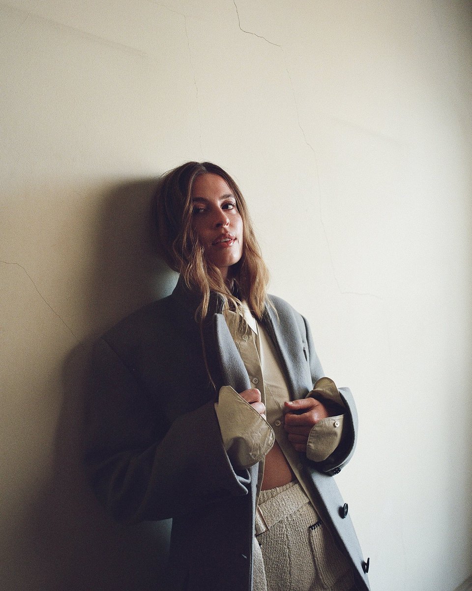 she’s a good girl and she broke my heart