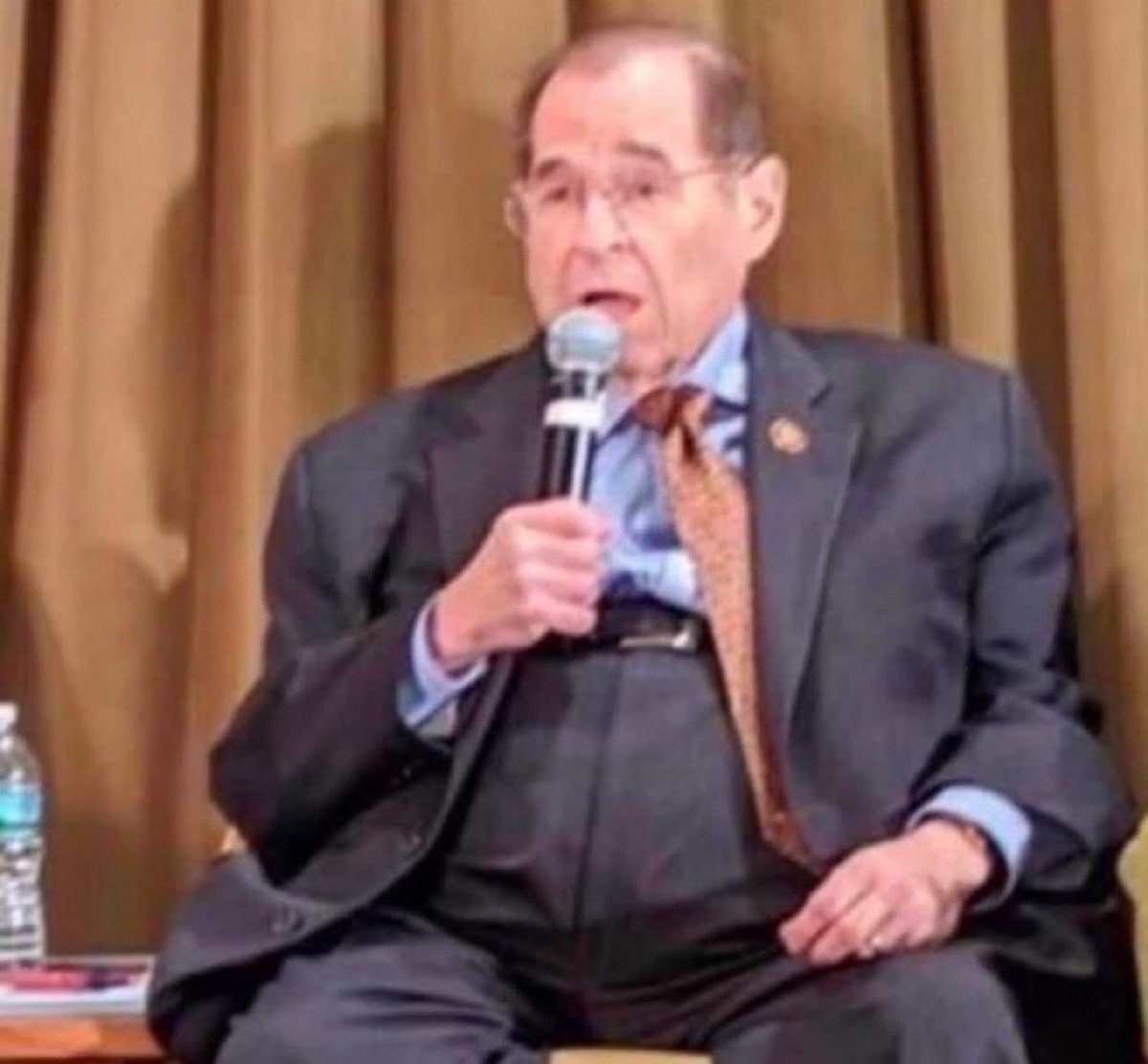 BREAKING: Climate change experts warn that Jerry Nadler's pants will swallow his head by 2026 if we don't stop global warming