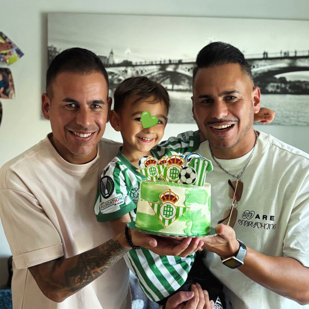 Cumpliendo años de la mejor forma 💚🎂🥳 +1

#SiempreBetis