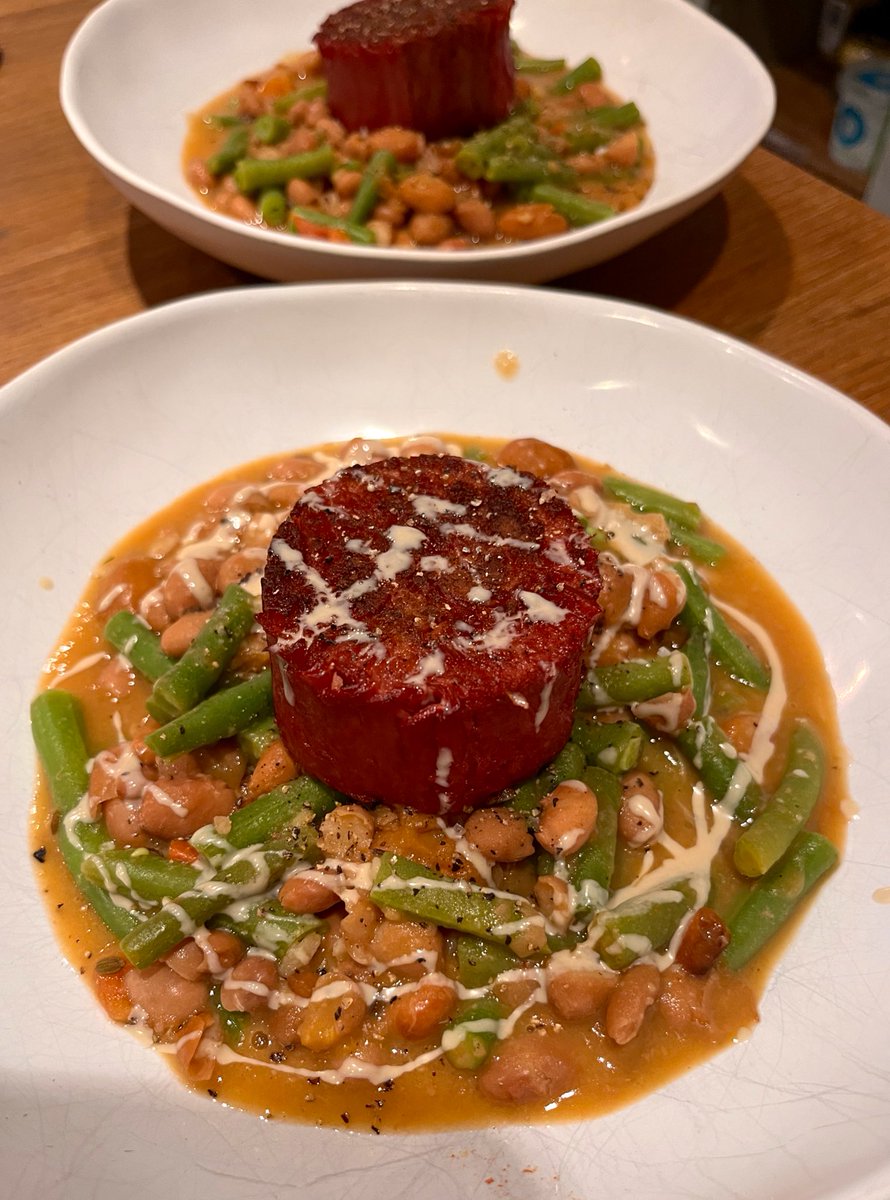 Garlic &amp; tomato borlotti &amp; green beans with juicy marbles #Vegan