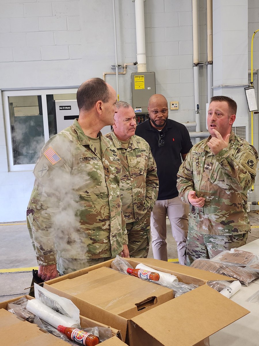 FLGuard's tweet image. Major General Robert Carruthers, Assistant Adjutant General - Army and Commander of the Florida Army National Guard, recently visited Camp Blanding Joint Training Center to assess mobile Controlled Humidity Preservation (CHP) systems, a potential solution to combat the damaging…