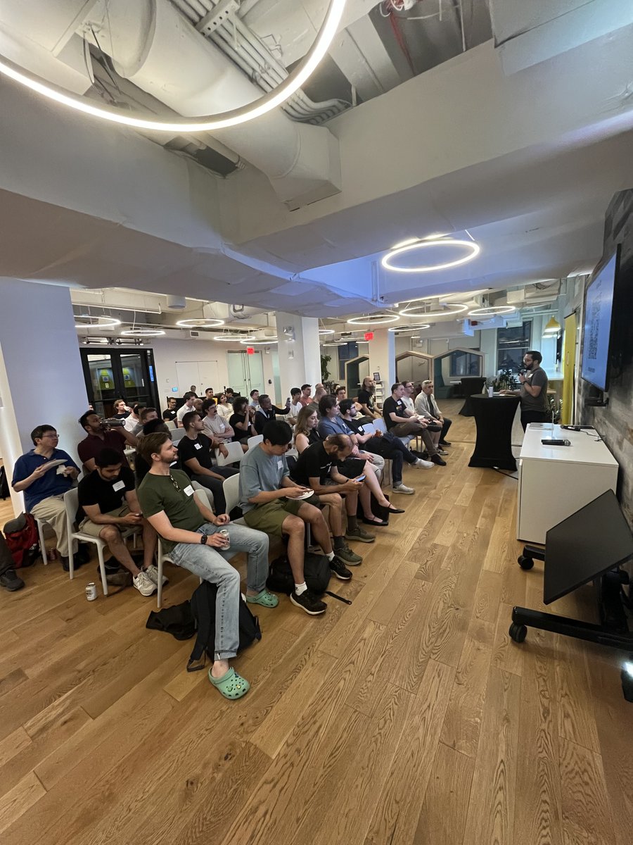 iOSoho's tweet image. 🌟 Thank you to @Snap for hosting and all speakers for their great talks at last night’s iOSoho Meetup!
📸 Check out our photos &amp;amp; share yours by tagging us!
🎥 Recordings will be ready in 1–2 weeks—stay tuned for updates!
#iOSoho #NYCMeetup