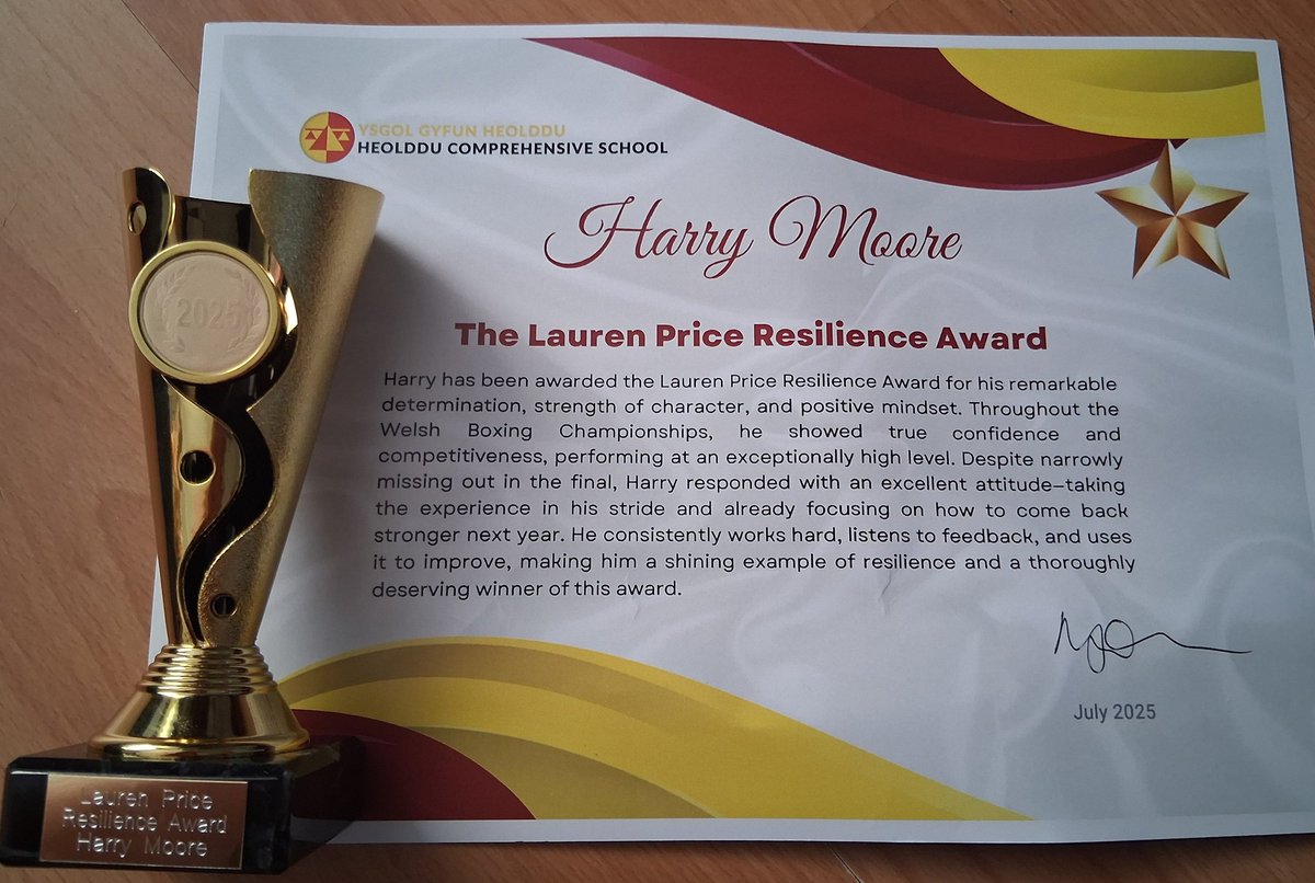 Harry Moore tweet media