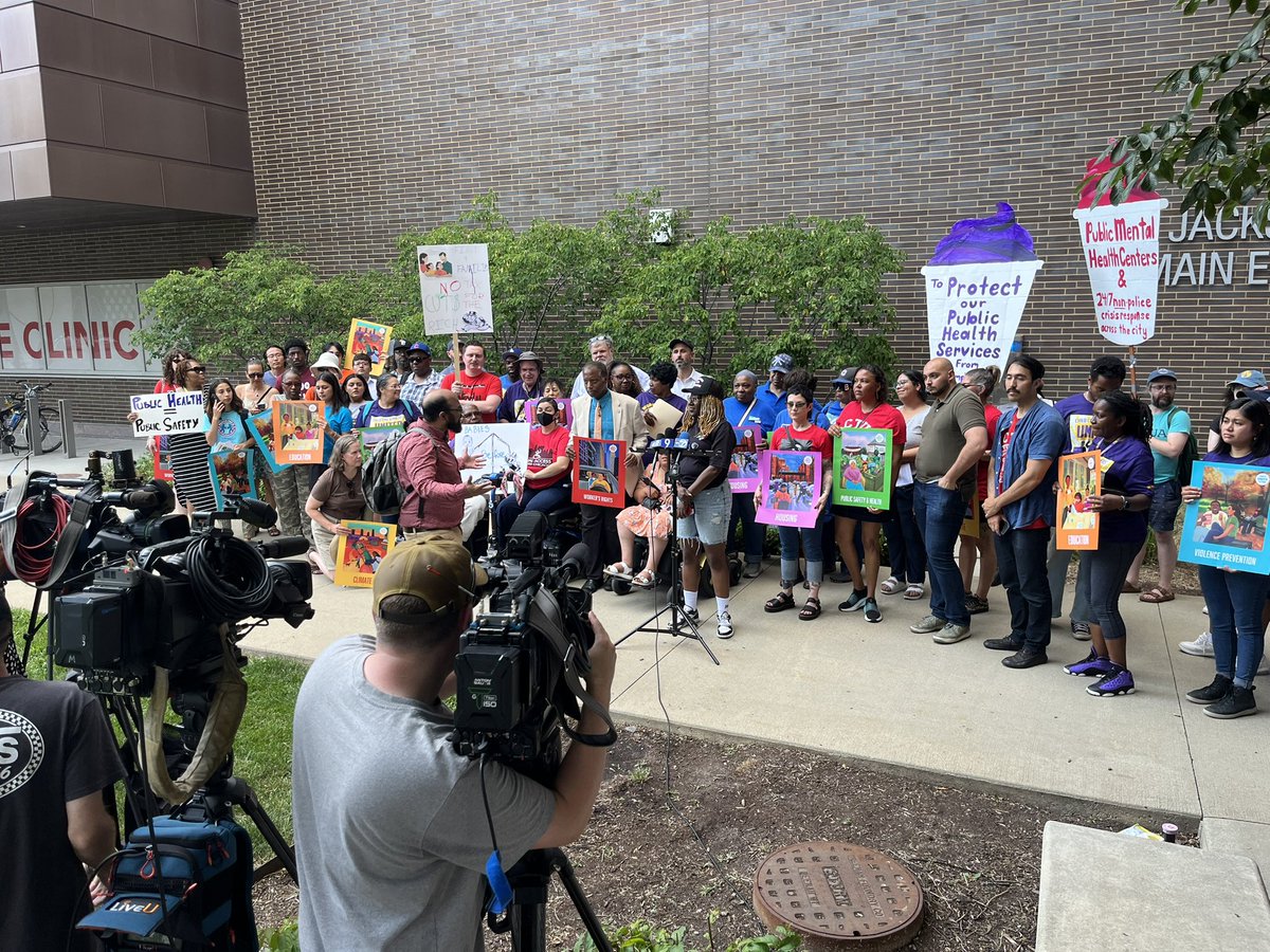 #BabiesBeforeBillionaires! The People's Unity Platform calls for $1 billion in new progressive revenue to fund what our communities deserve. 

No more nickel-and-diming working families. Corporations &amp; the ultra-rich must pay their fair share to fund services!