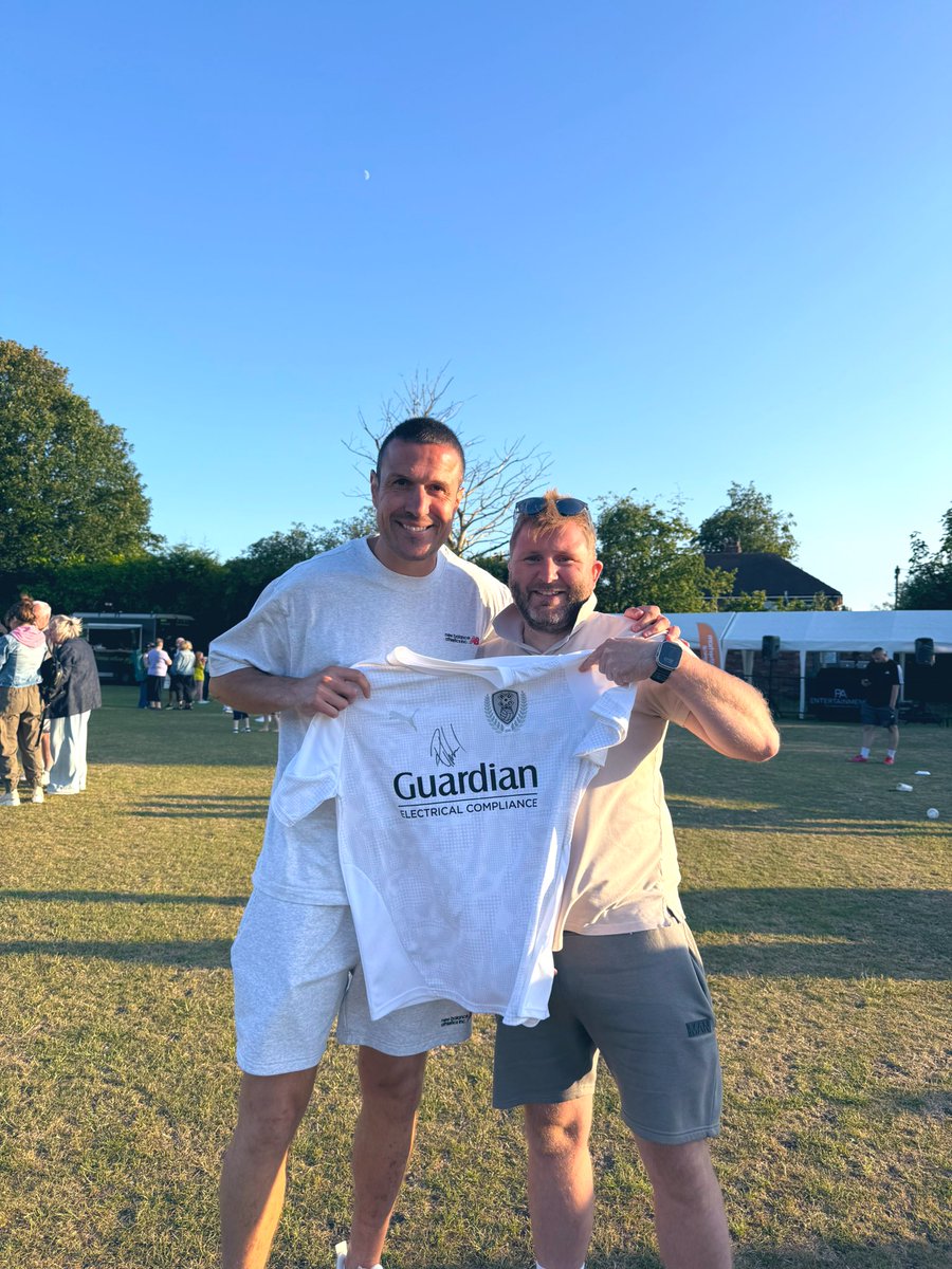 Great evening at the charity cricket match between <a href="/wickersleyovcc/">Wickersley OVCC</a> and <a href="/RotherhamUnited/">Rotherham United</a> - managed to bag a couple of shirts for <a href="/RotherHosp/">Rotherham Hospice</a>. 

Thank you <a href="/w00dy16/">Richard Wood</a> &amp; <a href="/hamshaw/">Matt Hamshaw</a> for signing the shirts - great addition to my collection from previous years 🫶🏻👏🏻👏🏻