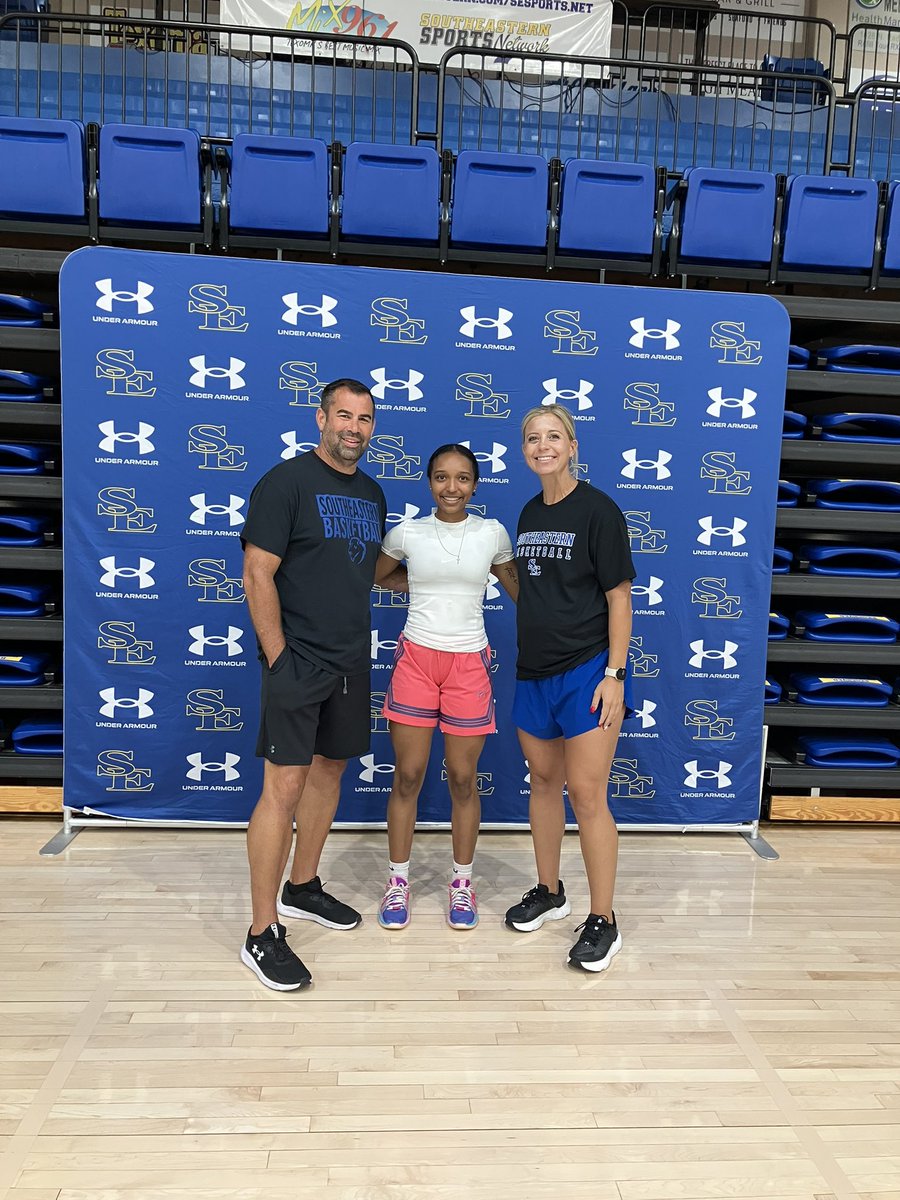 I wanna thank <a href="/daringrover/">Darin Grover</a> and <a href="/CoachKay_15/">Kaylie Ragsdale</a> for having me at their camp!