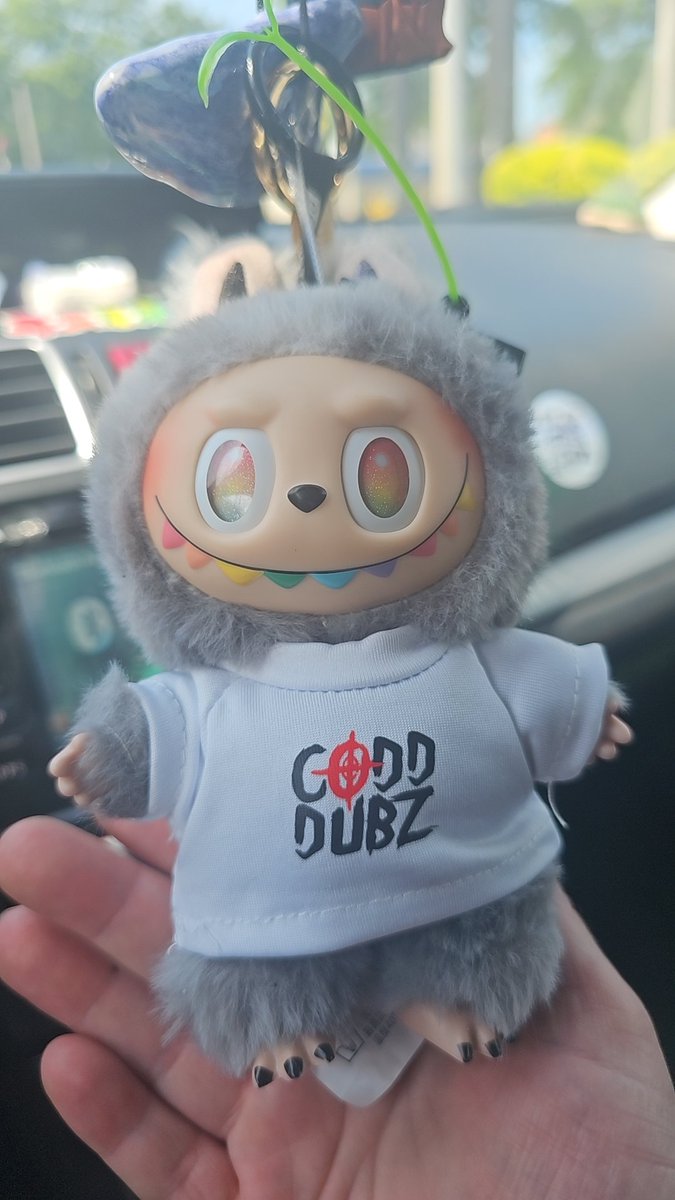 I subject my Lafufu to so much riddim I just had to get some merch to rep our favorite DJ. 🤣 <a href="/Codd_Dubz/">Codd Dubz🔪🎲</a>