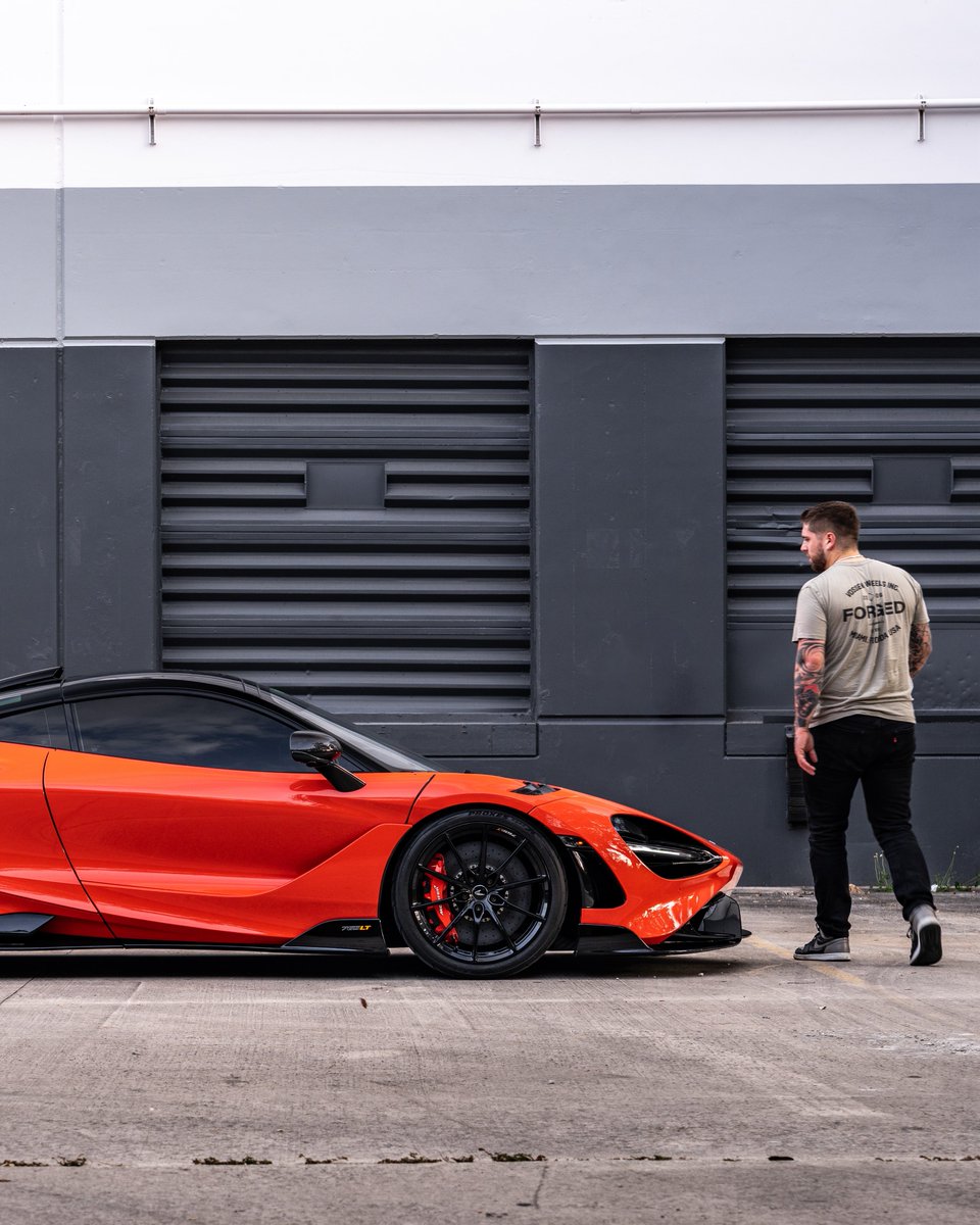 KFLETCH___'s tweet image. New work for McLaren. This proper 765LT. Yes the air freshener is real, enjoy