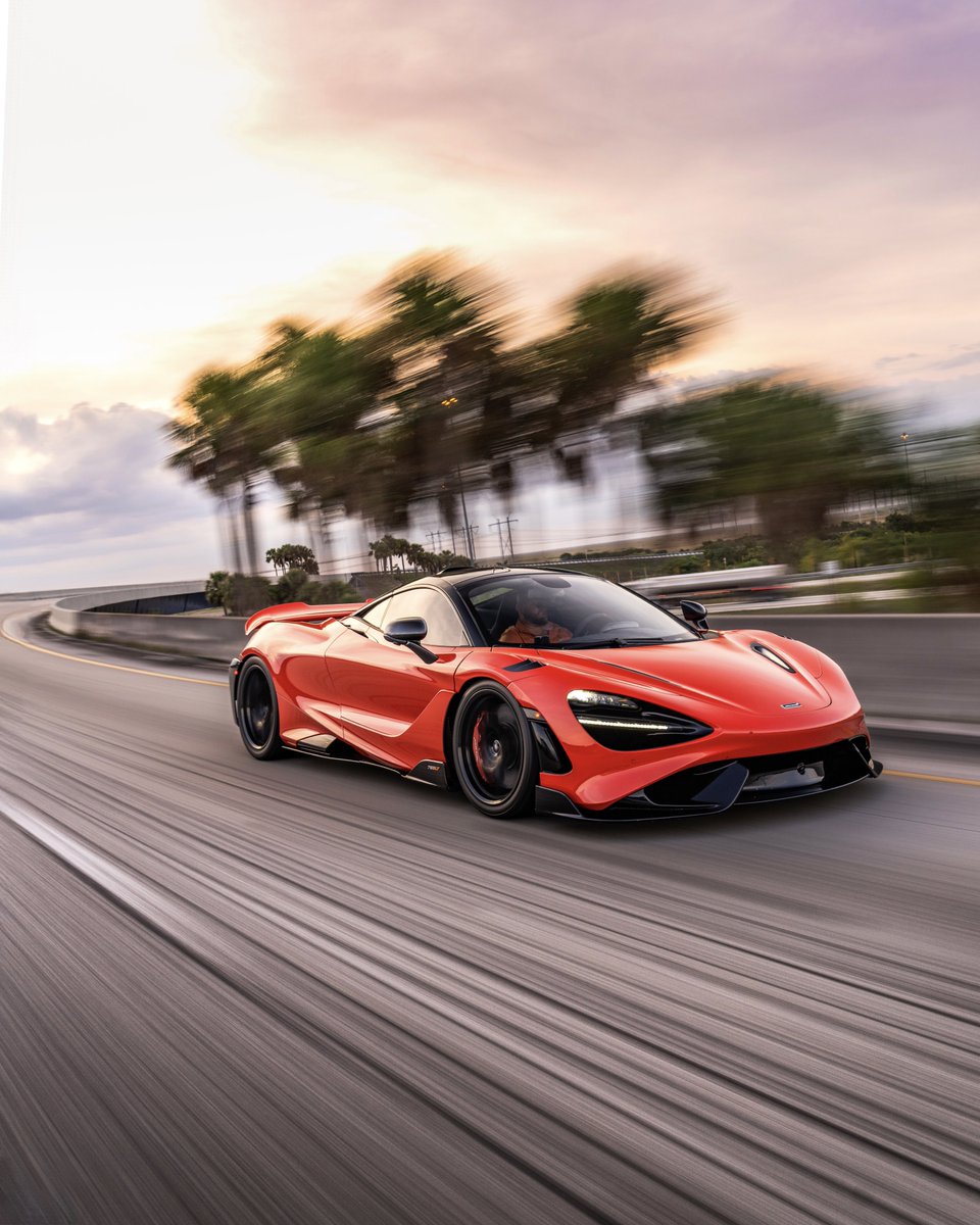 KFLETCH___'s tweet image. New work for McLaren. This proper 765LT. Yes the air freshener is real, enjoy
