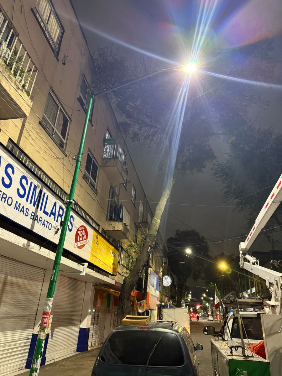 Primer Contacto Alcaldía Cuauhtémoc (@pcacuauhtemoc) on Twitter photo ✅ Petición atendida
Gracias al equipo de Servicios Urbanos <a href="/DGSU_AlcCuauh/">Servicios Urbanos. Alcaldía Cuauhtémoc. CDMX</a> se realizó la alimentación de 4 postes que estaban apagados por robo de cable en Héroes, entre Camelia y Degollado. Col. Guerrero.
💡 Ya están en servicio.
¡Gran trabajo equipo!
#BrillaCuauhtémoc ✅ Petición atendida
Gracias al equipo de Servicios Urbanos <a href="/DGSU_AlcCuauh/">Servicios Urbanos. Alcaldía Cuauhtémoc. CDMX</a> se realizó la alimentación de 4 postes que estaban apagados por robo de cable en Héroes, entre Camelia y Degollado. Col. Guerrero.
💡 Ya están en servicio.
¡Gran trabajo equipo!
#BrillaCuauhtémoc