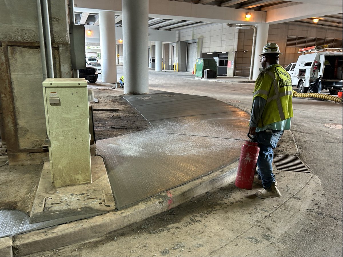 The Ted Turner Bridge Reconstruction Ph. 2 site is starting to look like the present right before you add the ribbon 👀! Excited to welcome this connection back to Downtown. Stay tuned for the ribbon cutting date coming soon!
#AtlantaTraffic #ATLTraffic #DowntownAtlanta