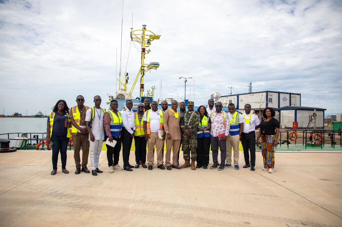 MaritimeGhana's tweet image. 2. Lead Inspector, Mr. Mustapha Adama, noted major improvements, with most past recommendations implemented. This proactive approach is strengthening port security and reinforcing Takoradi’s role in global trade.

#ISPSCode #PortSecurity