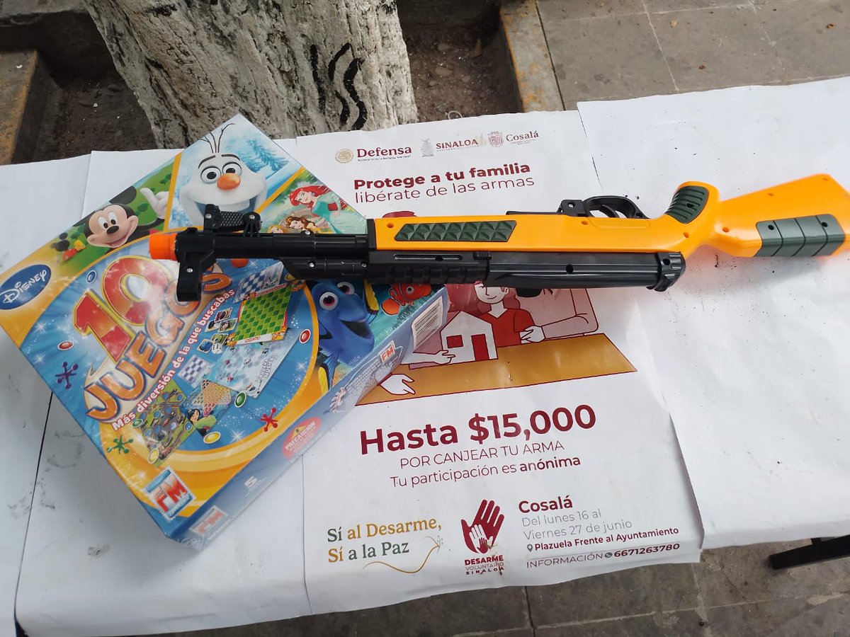 Con la entrega anónima de 89 armas y explosivos, concluye el tercer bloque del #DesarmeVoluntario2025 #Escuinapa, #Elota, #Cosalá y #SanIgnacio.

Las y los ciudadanos decidieron por la paz de sus familias y sacaron de sus hogares las armas que representaban un riesgo.🕊️