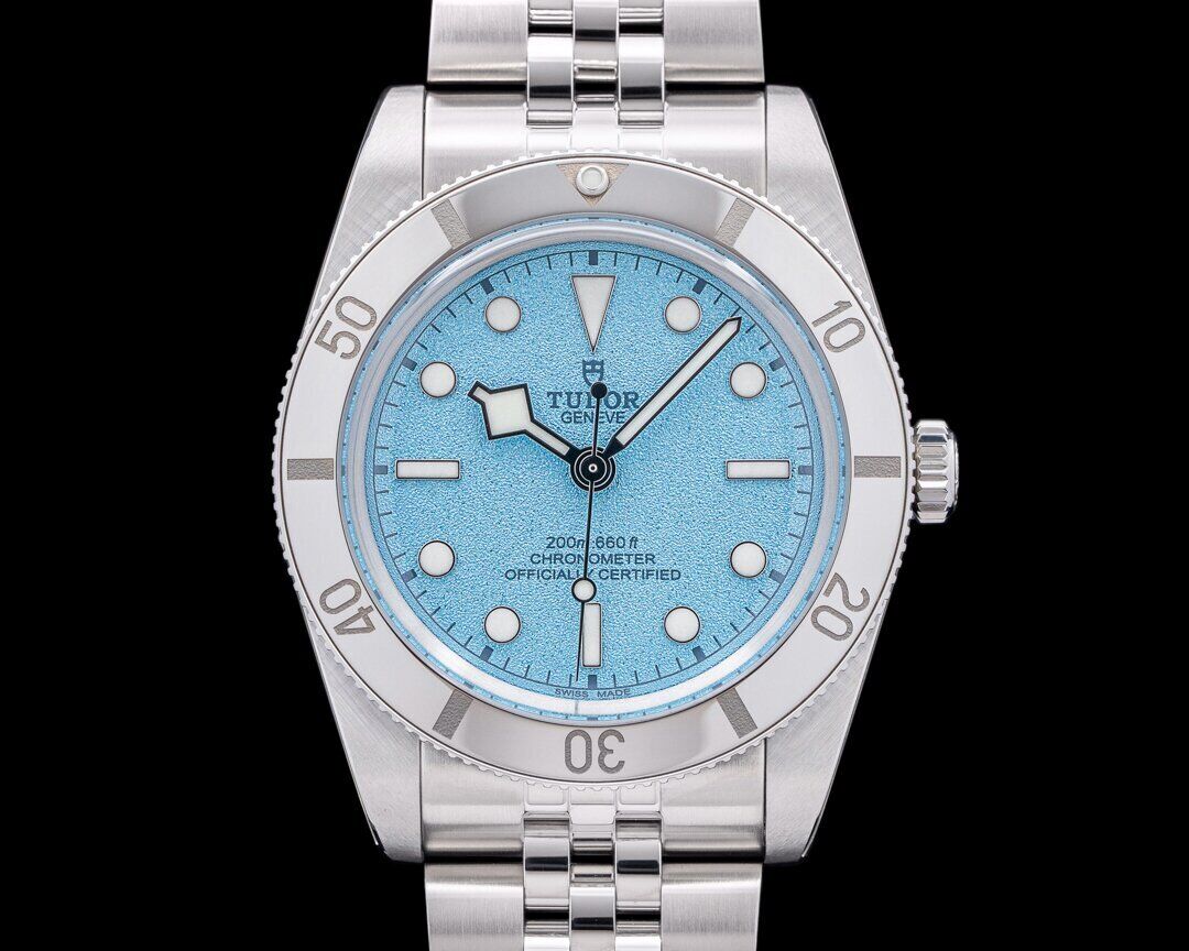 EuropeanWatchCo's tweet image. 🥊⌚ New Arrivals just landed, and every single piece is a knockout!

From an ultra-rare Honey Gold Zeitwerk Lumen to a vintage ref. 6264 Daytona (with original box and papers!) to the all-new Tudor Black Bay Fifty-Four &quot;Lagoon&quot;, this week’s drop brings some 𝘴𝘦𝘳𝘪𝘰𝘶𝘴 heat.…