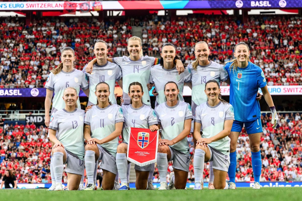 Caroline Graham tweet media