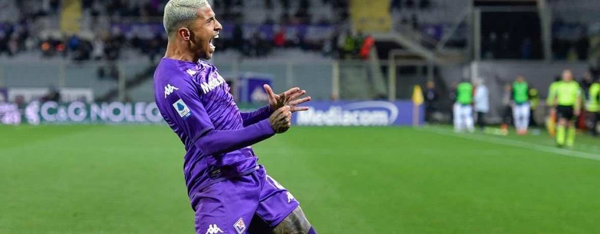 kickesign's tweet photo. 🔁 Inter e Fiorentina al lavoro per Dodô ✍️
L’Inter ⚫🔵 spinge per il terzino brasiliano 🇧🇷, valutato 30 milioni di euro 💰

Nell’operazione rientrerebbe Sebastiano Esposito 🇮🇹 (valutato 8-10M), con un conguaglio a favore della Fiorentina 🟣⚜️

Dialoghi in corso 🤝
#Dodo #Inter https://t.co/8Z3vXMtlvr