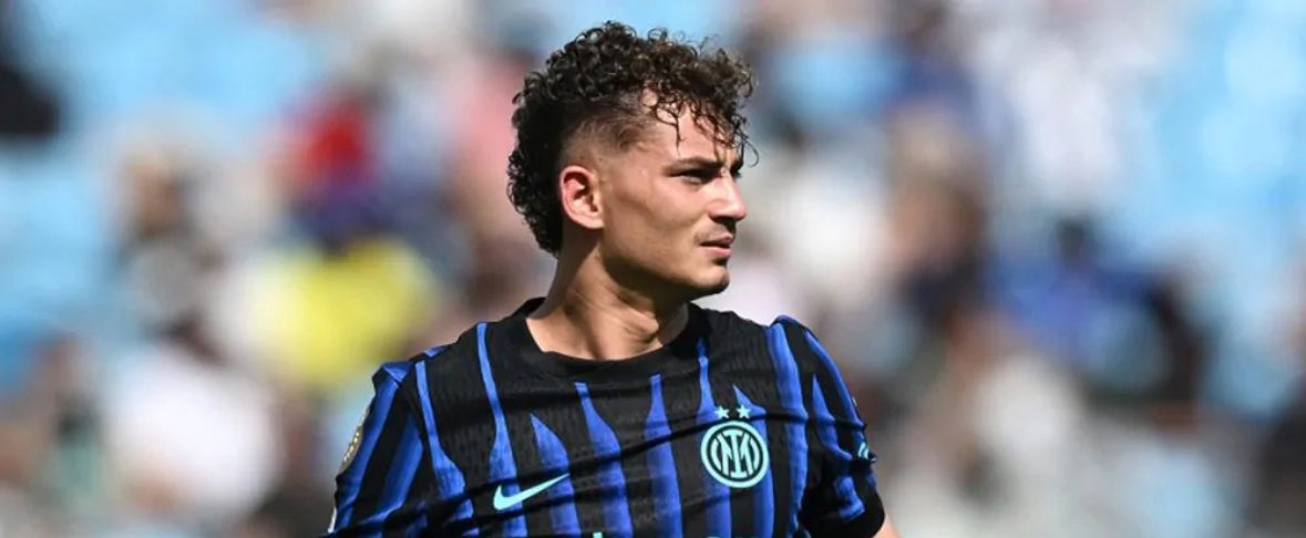 kickesign's tweet photo. 🔁 Inter e Fiorentina al lavoro per Dodô ✍️
L’Inter ⚫🔵 spinge per il terzino brasiliano 🇧🇷, valutato 30 milioni di euro 💰

Nell’operazione rientrerebbe Sebastiano Esposito 🇮🇹 (valutato 8-10M), con un conguaglio a favore della Fiorentina 🟣⚜️

Dialoghi in corso 🤝
#Dodo #Inter https://t.co/8Z3vXMtlvr