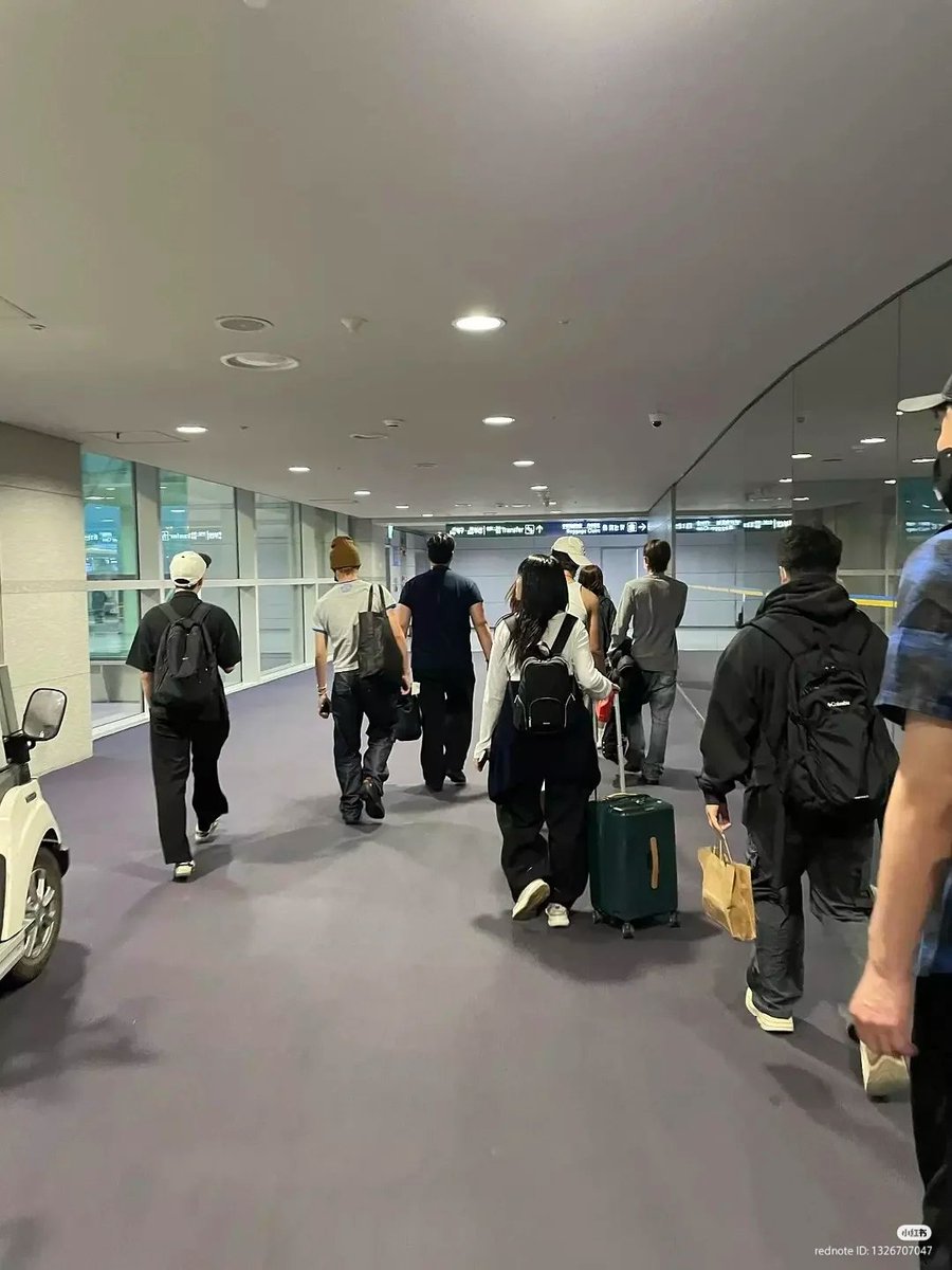 zhaoyufancokr's tweet photo. op spotted bighitnbg at incheon airport today!

#BIGHITNBG #BIGHIT_NEW_BOYGROUP #BIGHIT https://t.co/FkZvTvK28D