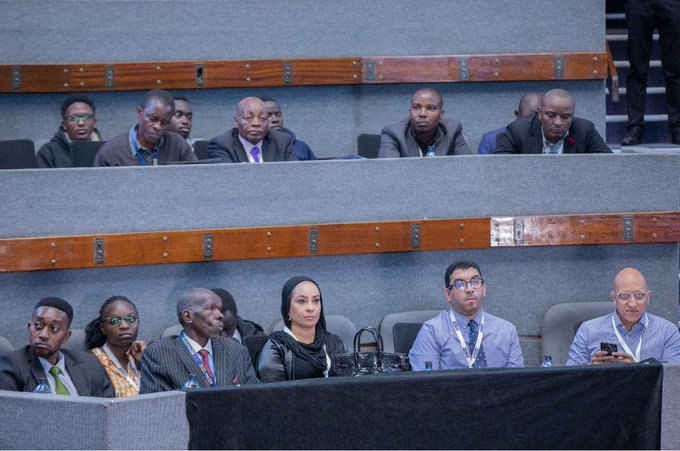 KDC_KE's tweet photo. #Panel1 of the Inclusive Growth Dialogue, experts tackled the pressing challenges limiting MSME sustainability & growth in Kenya. 
Speakers from @KNCCI, @KenInvest , @SEZAuthority_ke  & @KAM_Kenya  called for simpler regulations, stronger investment readiness, better digital trade, & improved infrastructure. 
Practical solutions discussed: unified business permits, tax holidays for start-ups, investor connections via digital platforms & leveraging Special Economic Zones to scale businesses. 
The session also highlighted the critical role of public-private partnerships in building a vibrant, inclusive MSME ecosystem. #NextFrontierExpo #MSMEs #InclusiveGrowth @Amicacs @Agri_FinanceKe
@MITIKenya @National_Bank @KCBInKenya @NCBABankKenya @SEZAuthority_ke
@epzakenya @IsuzuKenya @KIE_Kenya @KenInvest
@FocusCFS @IndustryKE @DrJumaMukhwana @ictdigitalke @Investment_Ke @Ushirika_Kenya