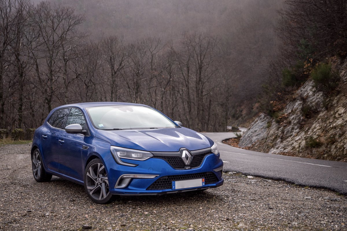 odyssey_RAW's tweet photo. @lechatbzh @leblogauto Avec une petite reprog en limitant le couple sur la boîte + des freins plus endurants, dans les Cévennes c’est un régale, pas une RS  mais on garde son dos, le cran au dessus c’est l’A110 mais c’est un autre monde ☺️ https://t.co/OvtHQ905lZ