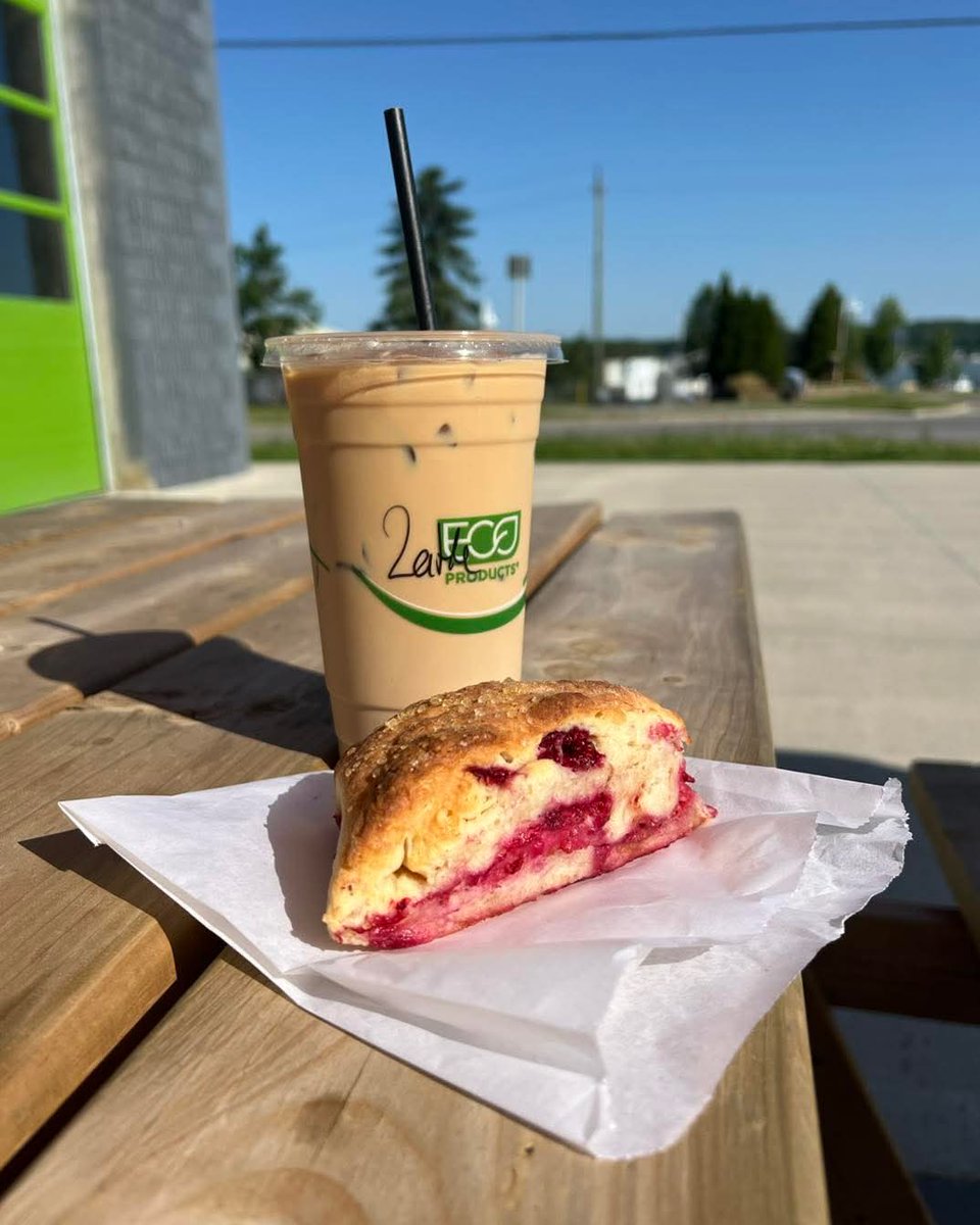 😊Perfect combo...Latte &amp; strawberry scone from Grounded Coffee Company....