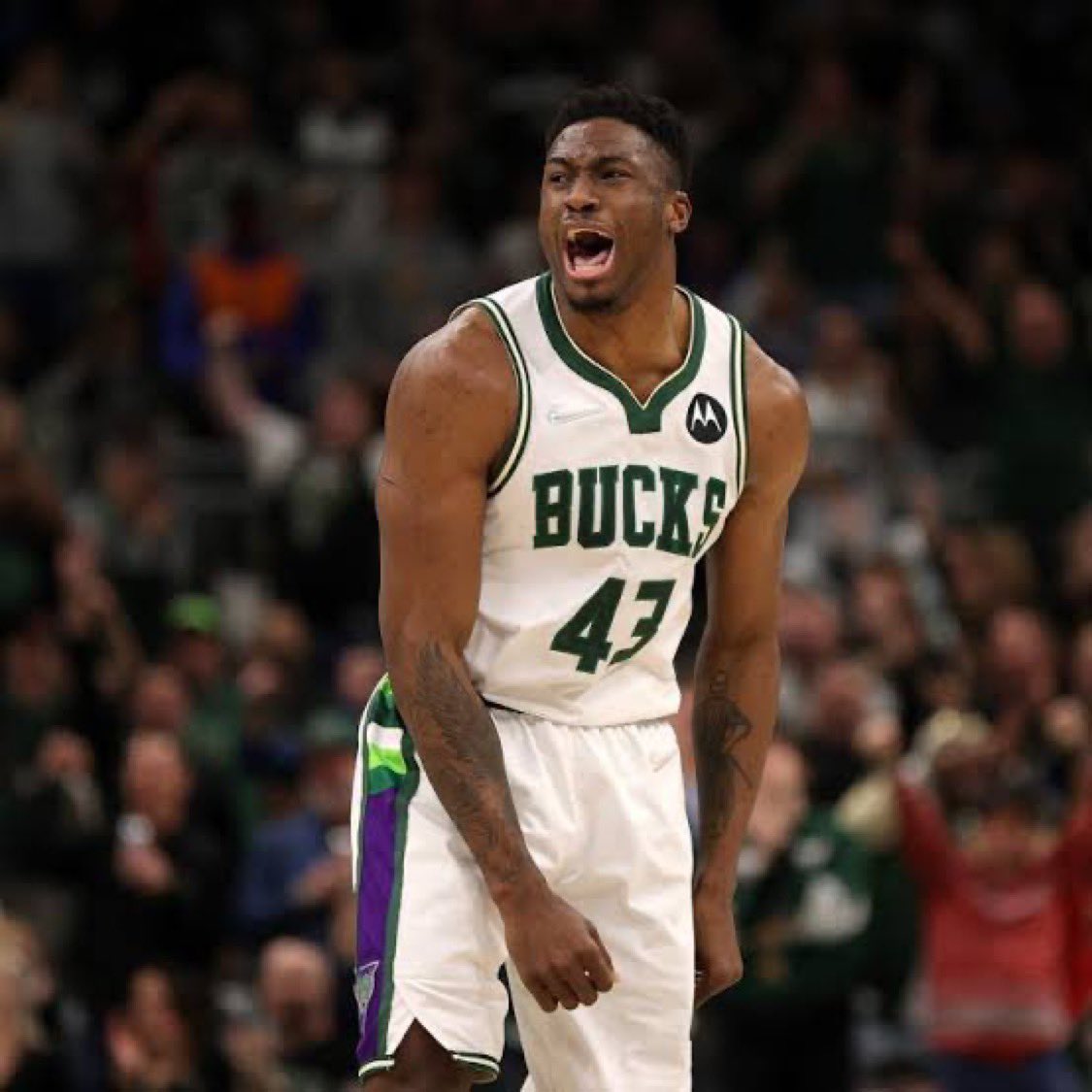 Hoopss's tweet photo. BREAKING: Thanasis agreed to sign with the Bucks, but the Bucks didn’t agree. https://t.co/wxJNUfZXZb