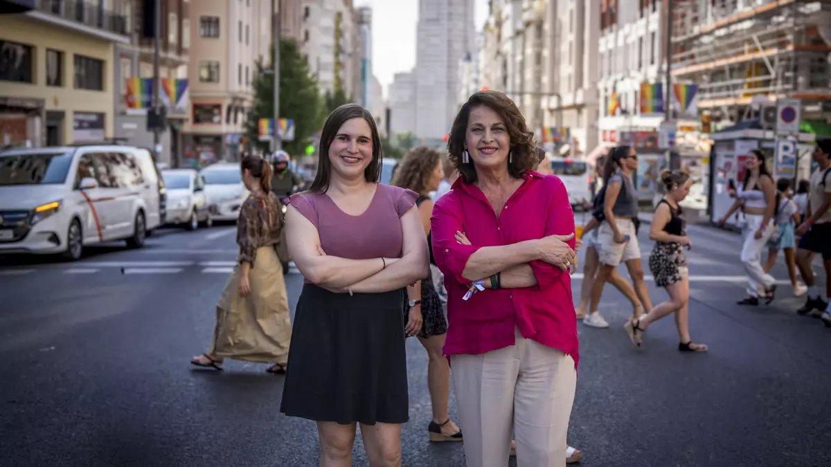 Mega-Entrevista en el <a href="/eldiarioes/">elDiario.es</a>: Carla Antonelli y Jimena González: "El Orgullo es más importante que nunca, a las personas trans nos va la vida en ello" eldiario.es/politica/carla…