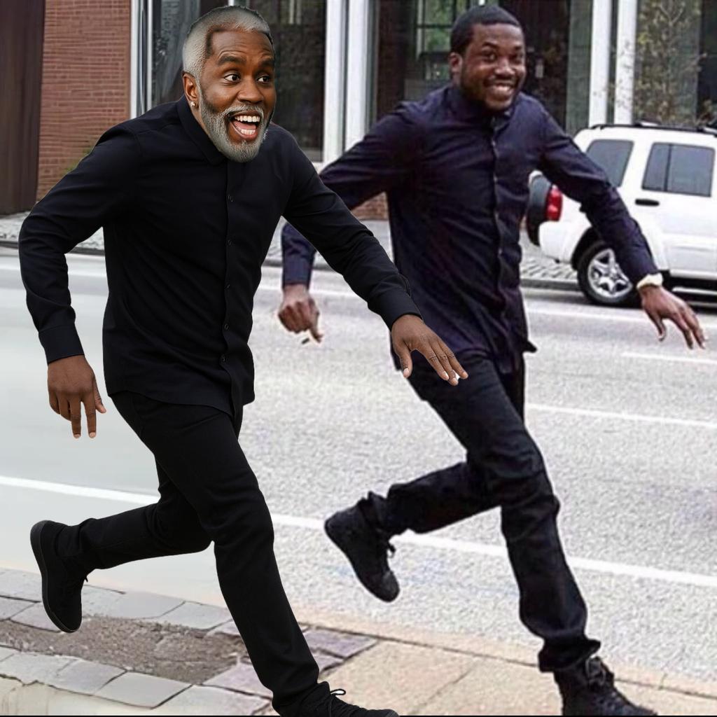 BornWithAGift1's tweet photo. Why they say this how Diddy wanted to be. Bail denied! https://t.co/wvx66n6CKG