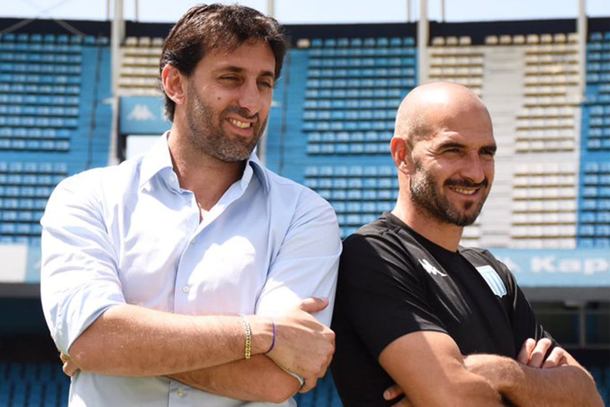 LeandroAdonio's tweet photo. "Apelo a una declaración de Lisandro López: el que se quiera ir, que se vaya. El escudo de #Racing está por delante"

👉 Diego Milito en @TyCSports. https://t.co/WK91F0vF21