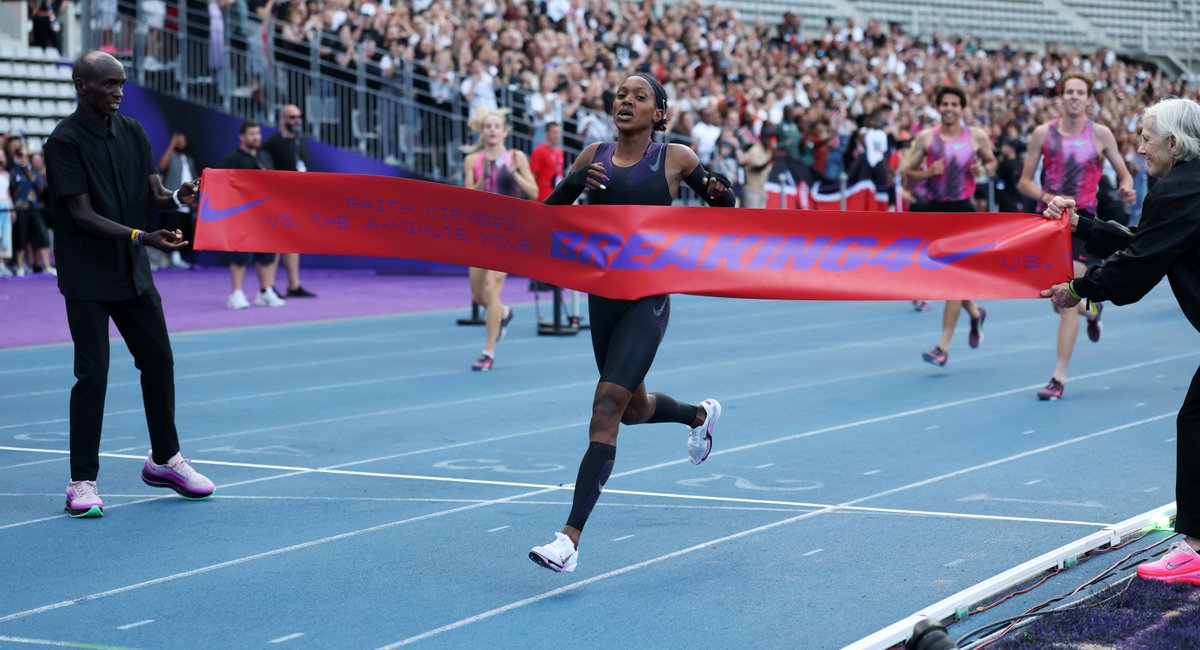 #Breaking4 was a lot of fun. Here is how I positioned the event for BBC last week: (Ed Harry and Sarah Mulkerrins are so much fun! Thanks, BBC!)
Larry Eder previews Nike’s Breaking 4 on BBC World Service with Sarah Mulkerrins and Ed Harry runblogrun.com/2025/07/larry-… , #Breaking4,