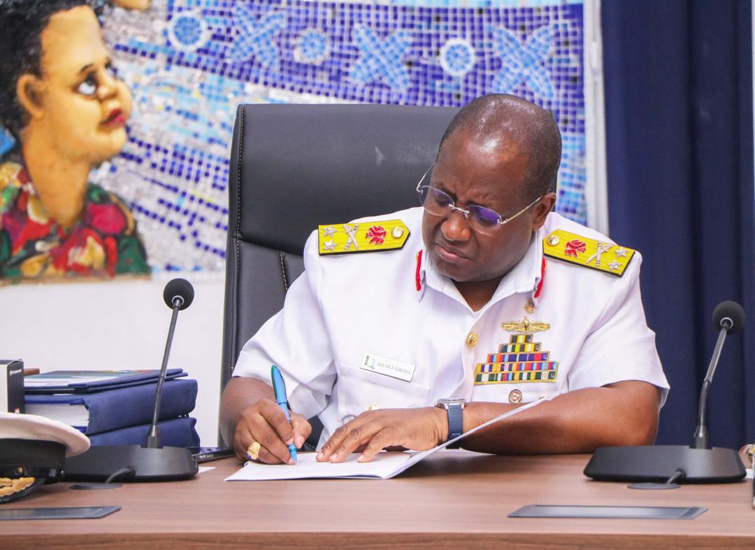 NHA_Nigeria's tweet photo. The Hydrographer of the Federation, Rear Admiral Ayo Olugbode on Tue 1 Jul 25, officially presented the Hydrographic, Geophysical and Geotechnical Report along with 3 new Navigational Charts for the proposed Bakassi Deep Seaport Project to the Cross River State Government. https://t.co/JCYgHgw6nO