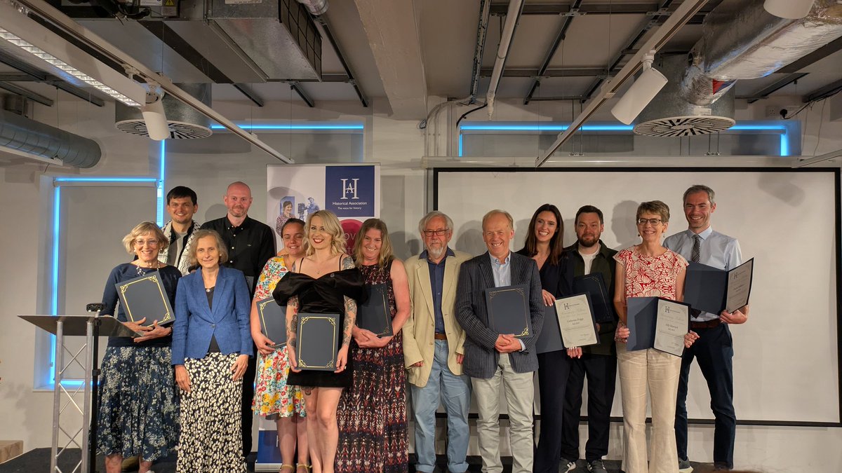 GoodfellowWill's tweet image. A lovely evening at the @histassoc awards. Brilliant to see @HL_History authors @catherinepriggs @michaeldoron David Hibbert and @lamb_heart_tea receive their honorary fellowships. Huge congrats to #ChangingHistoriesKS3 series ed @Counsell_C on her Medlicott Medal. A true legend!