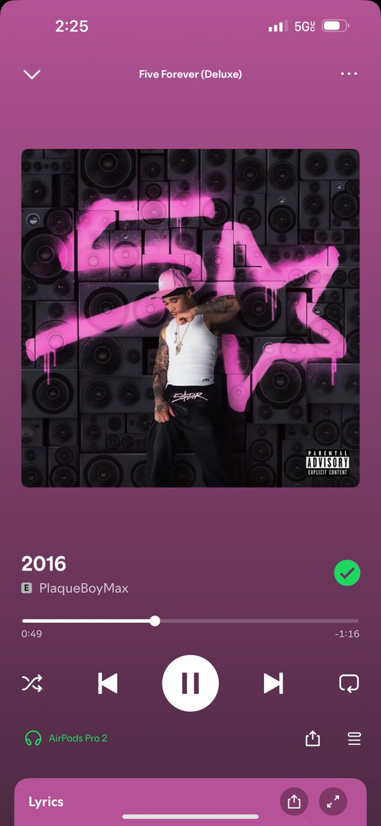 19 (@bigcracked) on Twitter photo 