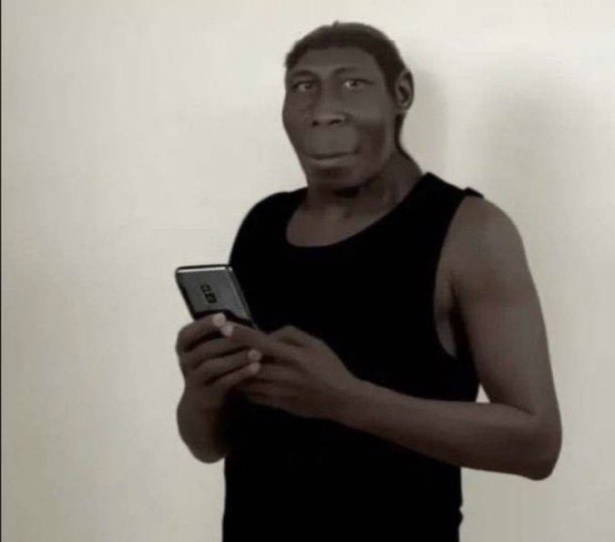 Tout le monde la c’est qui ?