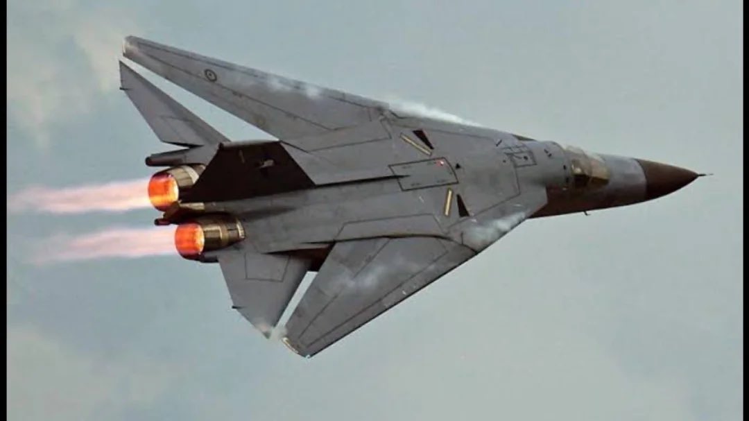 Now I know good goddamn well I have aviation opinions that piss people off but the F-111 is in fact the sexiest aircraft in existence.

Change my mind
