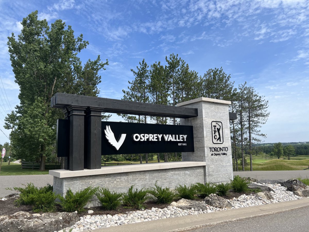 thejeffbrooke's tweet image. Terrific three days of golf with friends old and new @TPC_Toronto. Our stay and play package featured all three excellent courses and two nights in their brand-new swishy villas. Highly recommended.