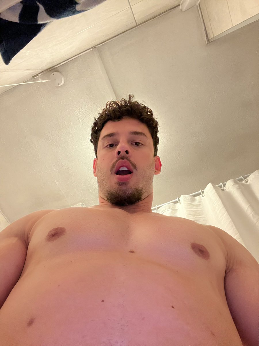 Rique (@hotboyriquex) on Twitter photo 