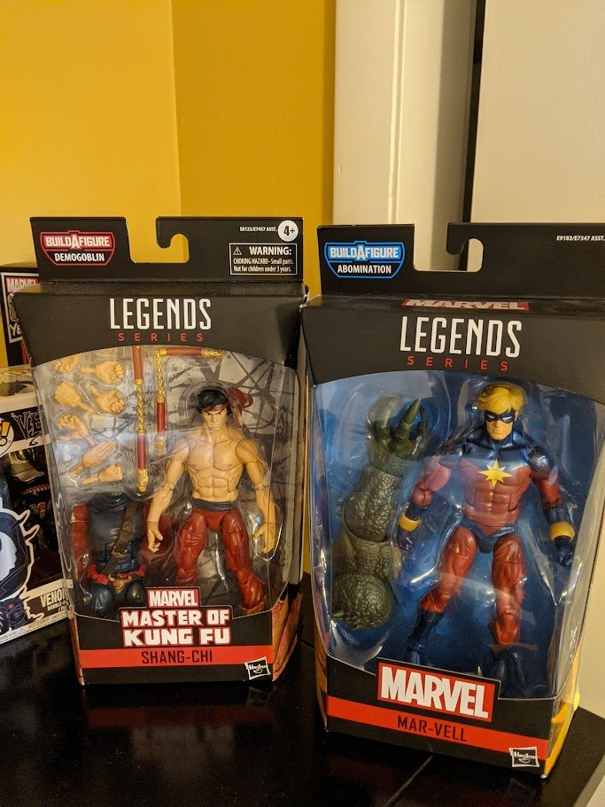 comicbookaddt's tweet photo. Happy Wednesday! My collection highlight today features these two powerhouses: Marvel Legends Shang-Chi and Mar-Vell. Loving the detail on both, and the extra Build-A-Figure parts for Demogoblin and Abomination are a bonus! Thanks @HasbroPulse @Marvel! #CollectionHighlight #ActionFigures #MarvelLegends #BuildAFigure #ShangChi #MarVell
