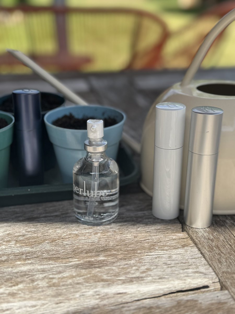 Well I never…these Uberlube travel bottles match my plant pots! 🌱✨Who said sexual wellness can’t be stylish? 🍆🍑💦 #sexualhealth #sexualwellbeing #lubricant #touch #feel #style #glide #whatsyourcolour #discreet #sport