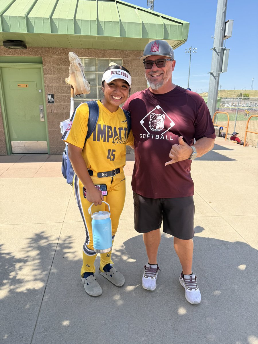 lilycalderon_06's tweet image. Thank you coach @CoachRicoAAMUSB for coming by today! Let’s go BULLDOGS!! @BrianDaley001 @IG_Jackson18u @aamusoftball #idtBoulder