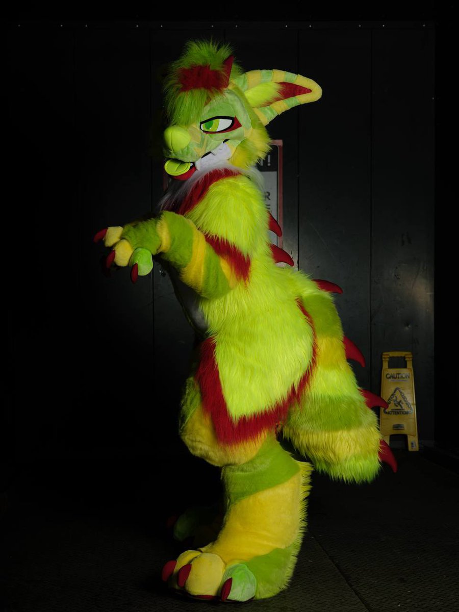 ThatsFurredUp's tweet image. Who’s getting irradiated at #Anthrocon? ☢️