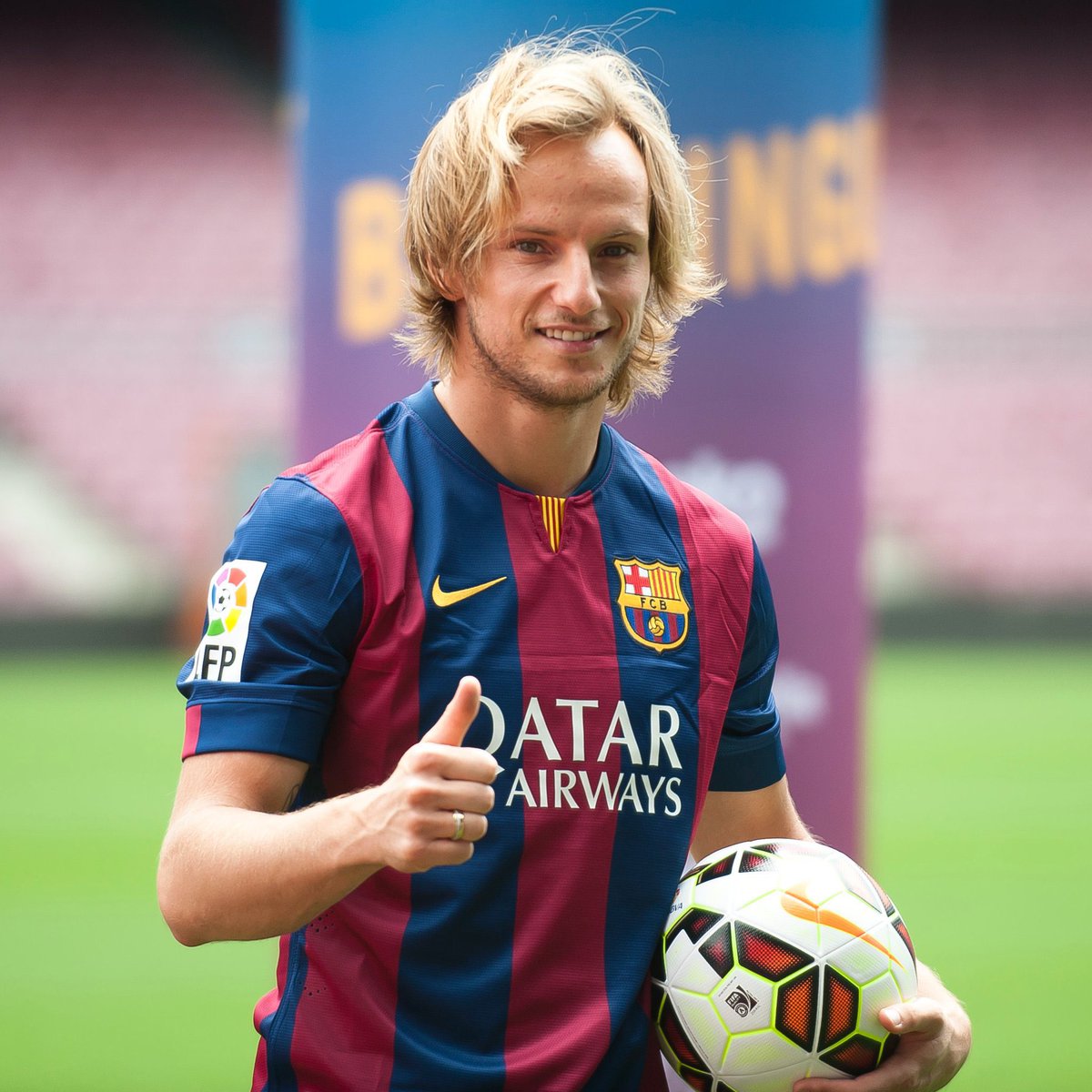 forcabarca_ar's tweet photo. إعتزال راكيتيتش https://t.co/FQlzJ7hBrO
