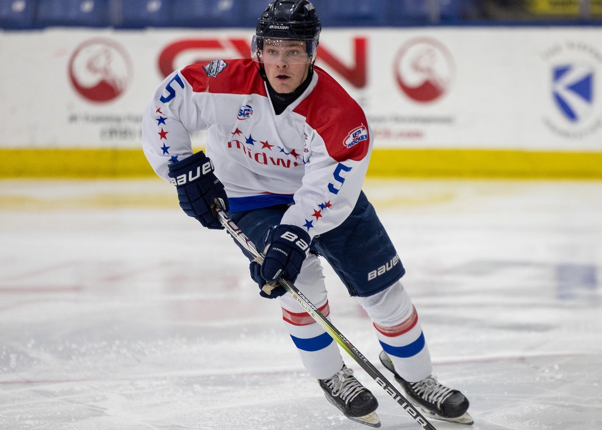 #NAHL Commitment Alert: <a href="/fbx_IceDogs/">Fairbanks Ice Dogs</a> forward, Wyatt Carlson, has committed to play NCAA hockey for <a href="/UWECHockey/">Blugold Hockey</a>.

📰: nahl.com/news/story.cfm…