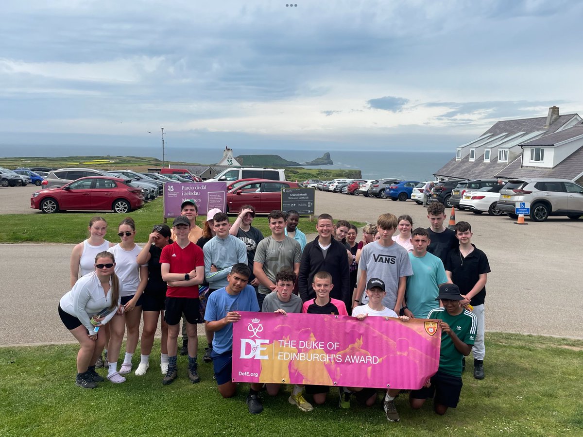Our Bronze and Silver DofE 2024-2025 Cohort successfully completed their Assessed Expedition down the Gower Peninsula over the past three days🏕️🥉🥈

Despite the very warm weather, learners showed fantastic resilience and determination to complete a 23km hike spread over three