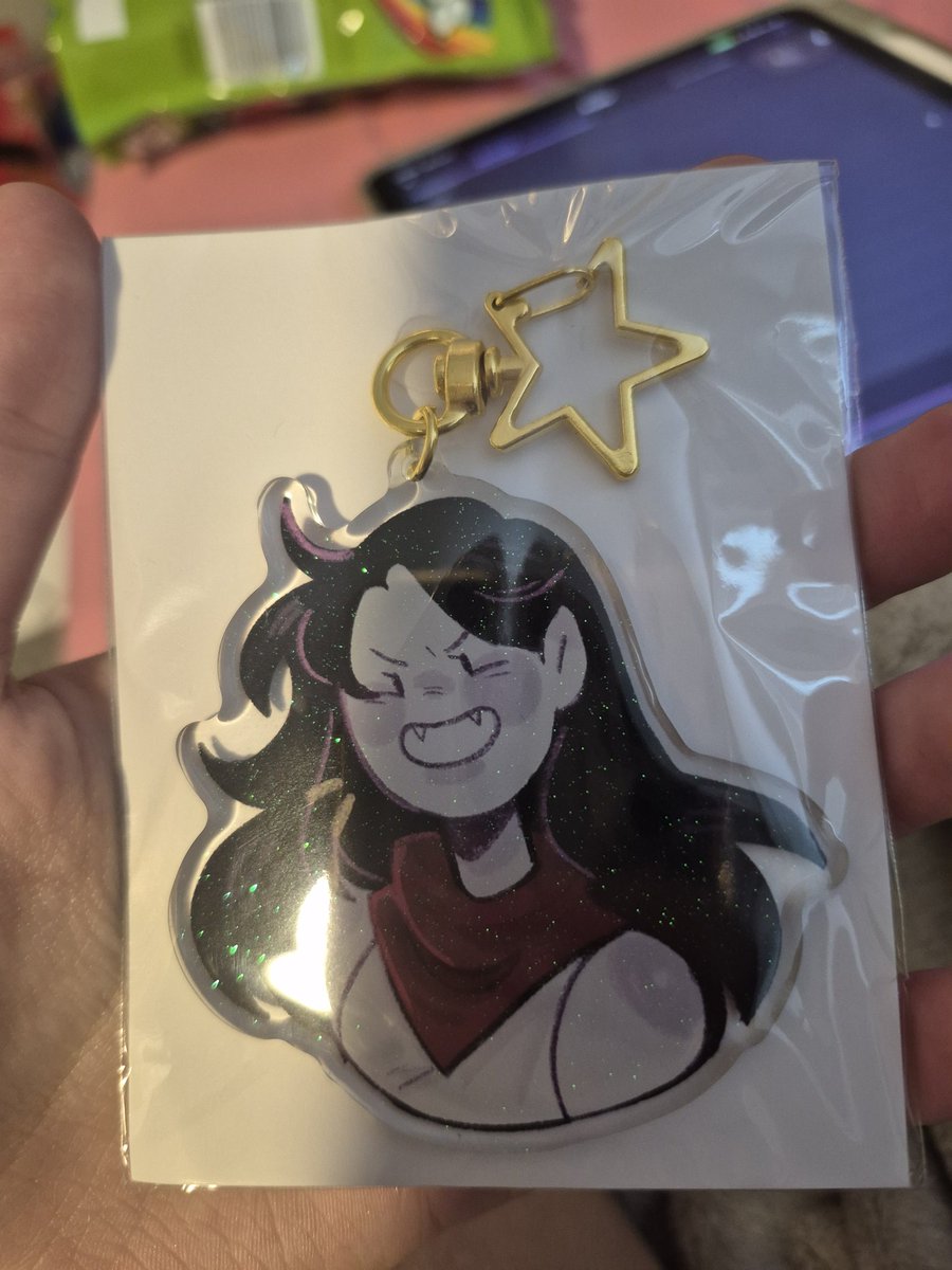 chronicallyclem's tweet image. my adventure time keychains just came in😭❤️
#adventuretime #fionnaandcake #bubbline #bmo #princessbubblegum #marceline #fern