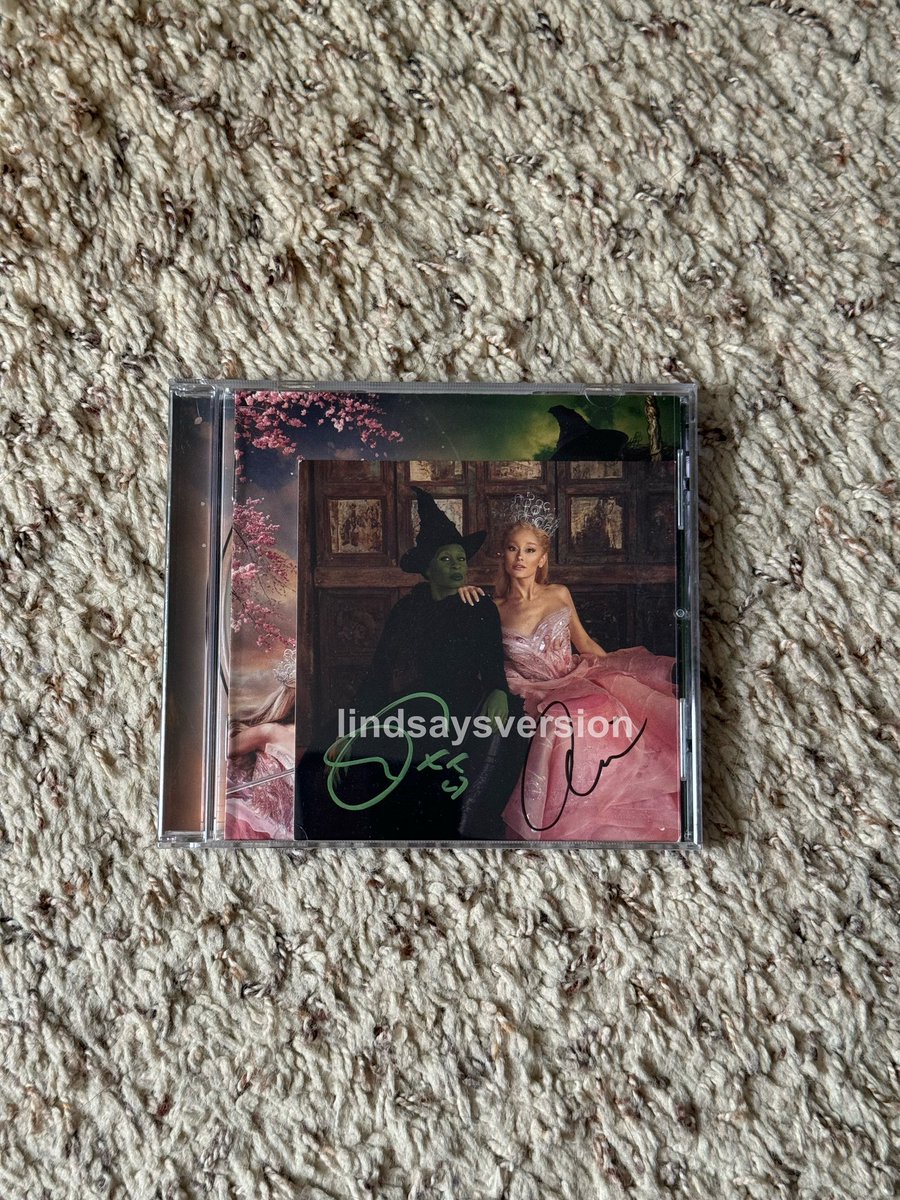 lin 🏹🪩 (@lindsaysversion) on Twitter photo SIGNED WICKED FUNDRAISER FOR <a href="/wawalizziefest/">lizzie mcguire</a>
Lizzie’s pup needs emergency surgery after being attacked by a dog, and Lizzie also needs emergency funding for a flight to assist her mom with medical needs.
US ONLY - winner announced on Monday, 7/7 at 5PM
paypal.com/pool/9ge2YJhHK… SIGNED WICKED FUNDRAISER FOR <a href="/wawalizziefest/">lizzie mcguire</a>
Lizzie’s pup needs emergency surgery after being attacked by a dog, and Lizzie also needs emergency funding for a flight to assist her mom with medical needs.
US ONLY - winner announced on Monday, 7/7 at 5PM
paypal.com/pool/9ge2YJhHK…