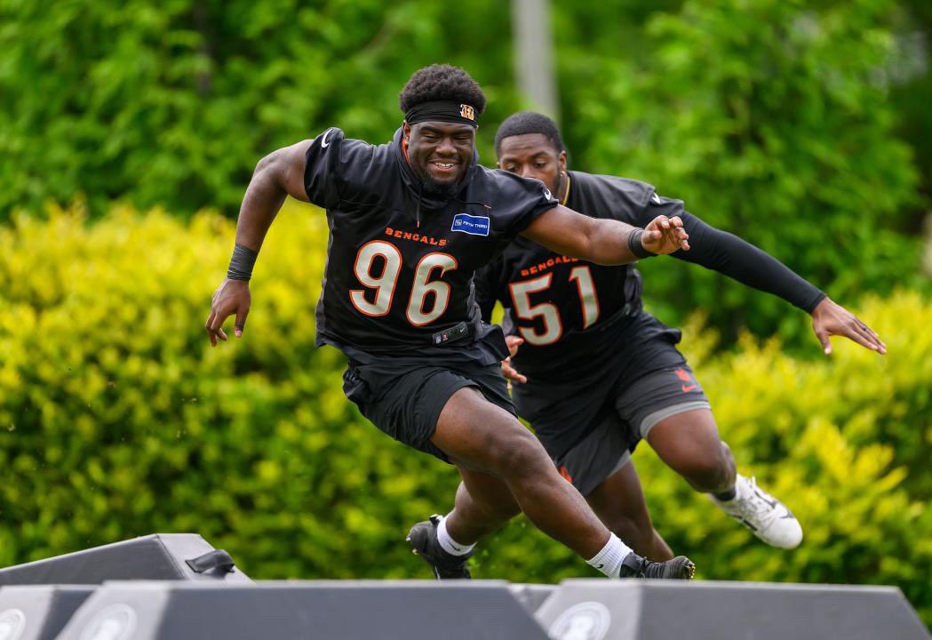 cameron_sample's tweet image. You can't question God and His challenges 
Back at It 🧘🏾‍♂️