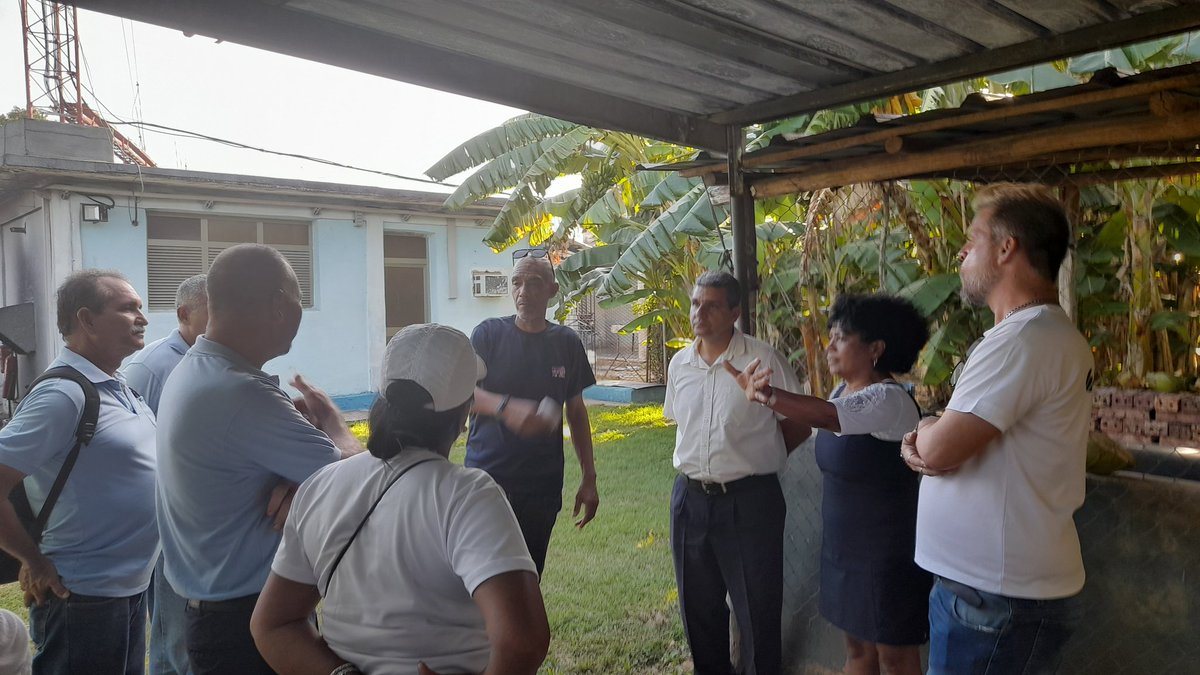 Recibe el Centro de telecomunicaciones de Sierra de Cubitas de Vanguardia Nacional control de la VPOR de <a href="/ETECSA_Cuba/">ETECSA</a> . Centro con resultados relevantes en el proceso de operación y mantenimiento #EtecsaConCuba #EtecsaTeAcompaña