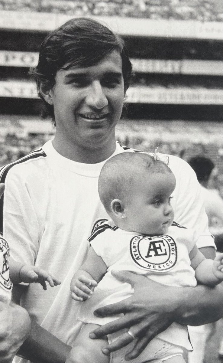 Murió Juan Manuel Álvarez, excelente defensa central de la Selección Olímpica, Atlético Español y Tecos. Fue el técnico subcampeón con el Celaya en la temporada 1995-96. Tenía 78 años de edad.