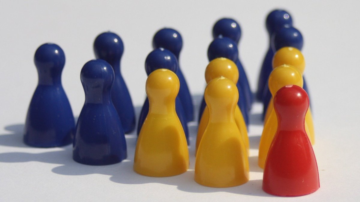 PrestigeCoachin's tweet image. Do communication patterns determine status? 📊 
&quot;One up, one down&quot; dynamics affect authority. Get a free coaching session here: tinyurl.com/FreeInsights
Insights sourced from tinyurl.com/57bvhu46.
  #CommunicationPatterns #AuthorityDynamics #WorkplaceSuccess